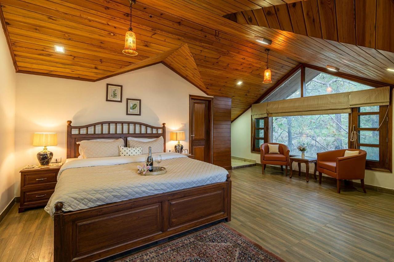 Stayvista At Floradale W Jacuzzi & Wood-Fire Pizza Kasauli Luaran gambar